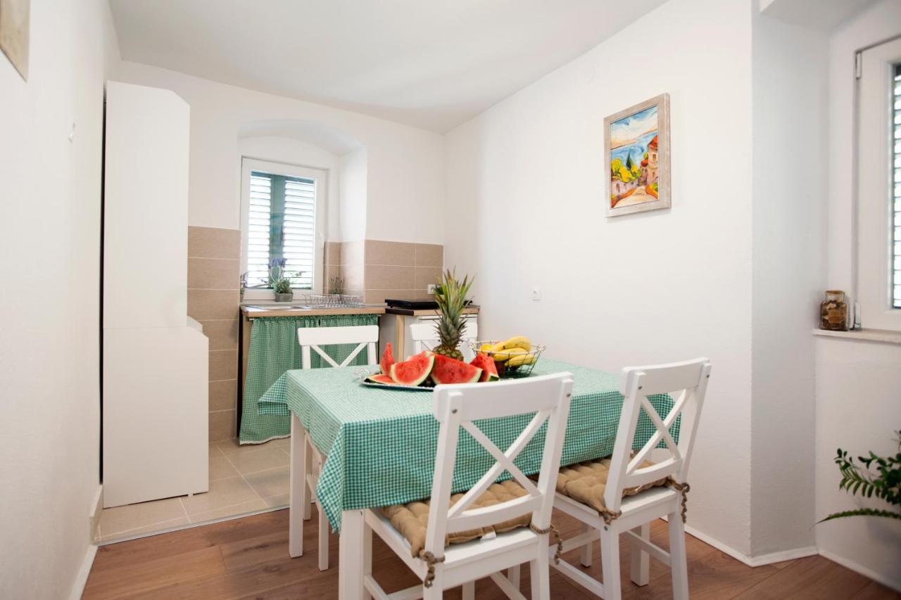 Apartment Slavuj Central Square Split Exterior photo