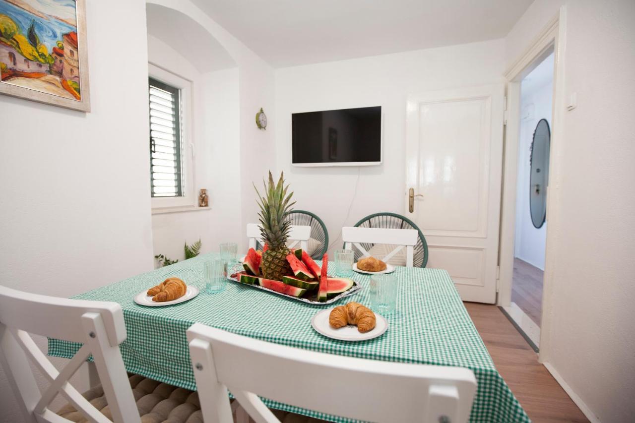 Apartment Slavuj Central Square Split Exterior photo